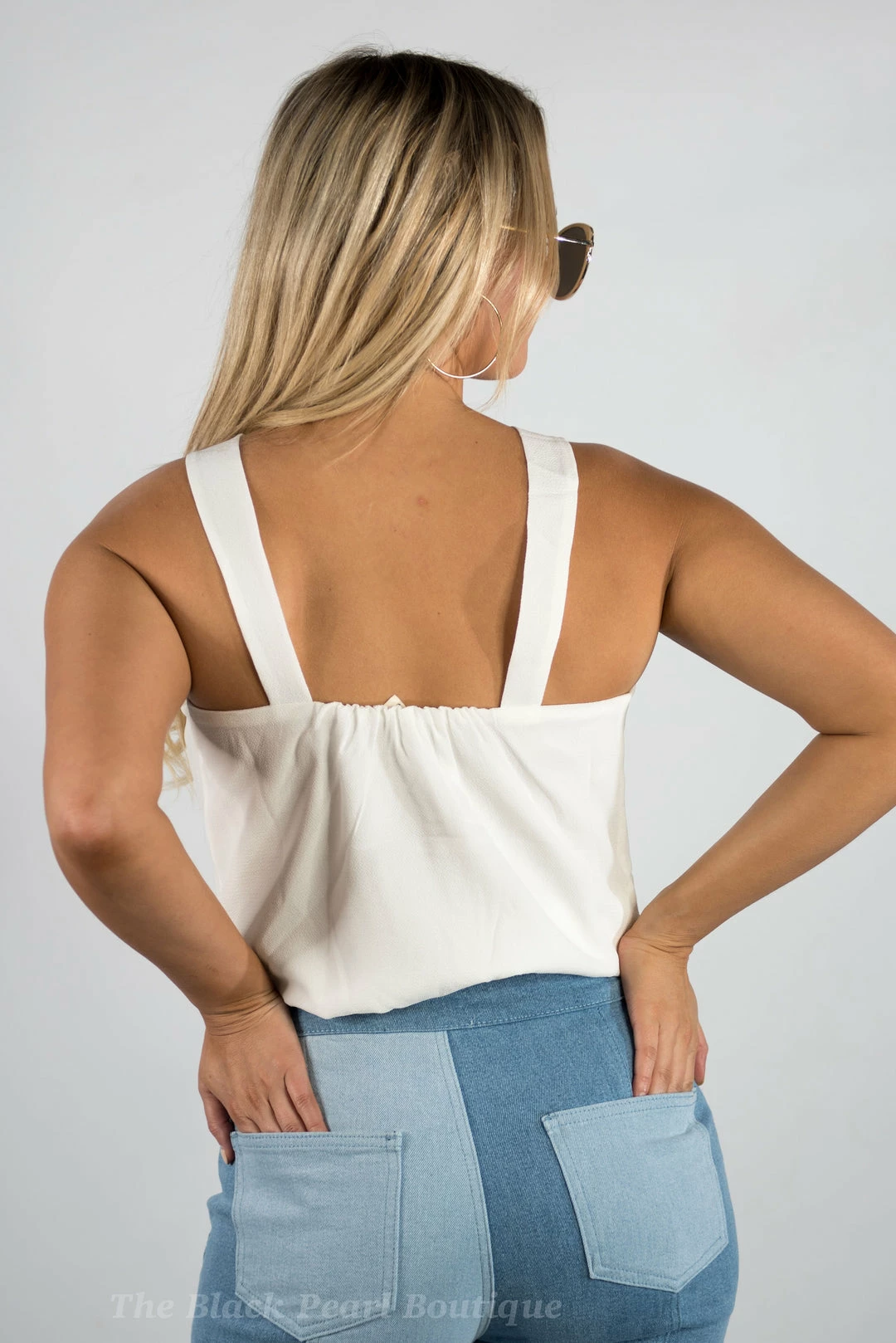 Peach Love White Halter Neck Crop Top New Arrivals 4 Peach Love White Halter Neck Crop Top New Arrivals