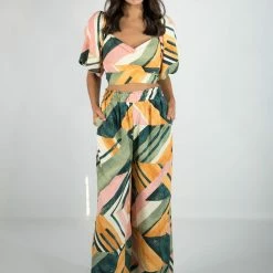 Entro Colorful Abstract Print Crop Top New Arrivals 6 Entro Colorful Abstract Print Crop Top New Arrivals