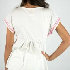 Andree By Unit New Arrivals Ivory/Magenta Embroidered Top