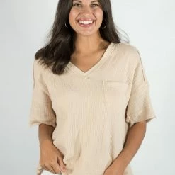 Very J Natural Frayed Pocket Top New Arrivals