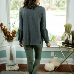 Promesa Final Sale Charcoal Criss Cross Top