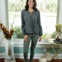 Promesa Final Sale Charcoal Criss Cross Top