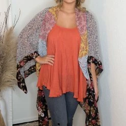 UMGEE Black Floral Kimono Tops