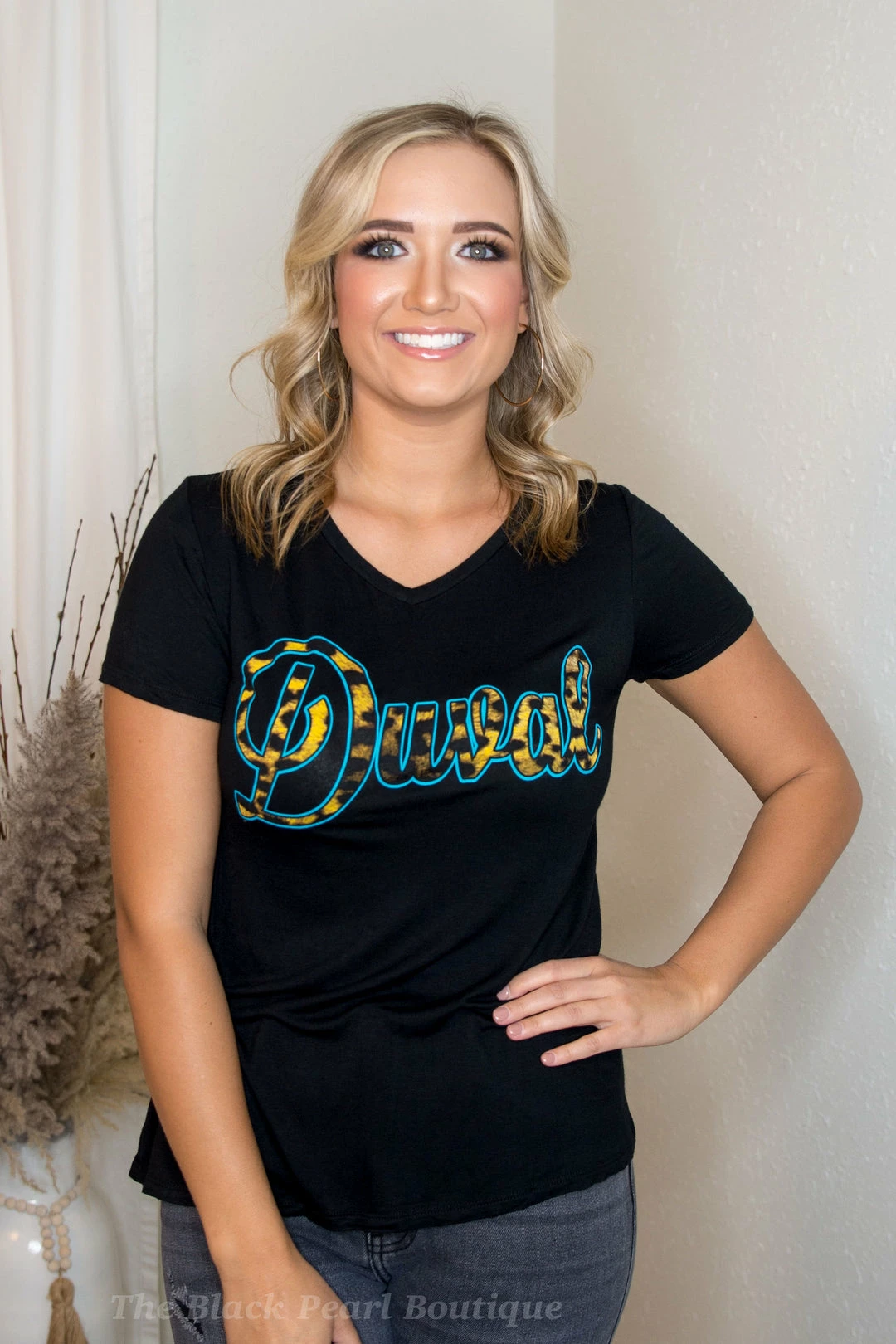 Active Basic Duval Black V Neck Short Sleeve Tops 2 Active Basic Duval Black V Neck Short Sleeve Tops