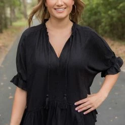 UMGEE Final Sale Black Linen Ruffle Blouse