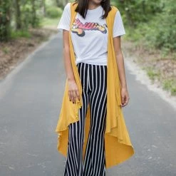 New Vintage Chillin Tee