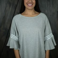 Easel Heather Grey Top