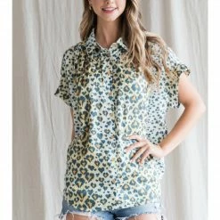 Jodifl New Arrivals Hunter Green Leopard Print Button Up