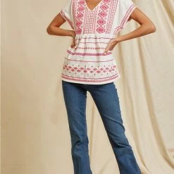 Andree By Unit New Arrivals Ivory/Magenta Embroidered Top