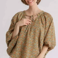 UMGEE Tops Floral Print Balloon Sleeve Top